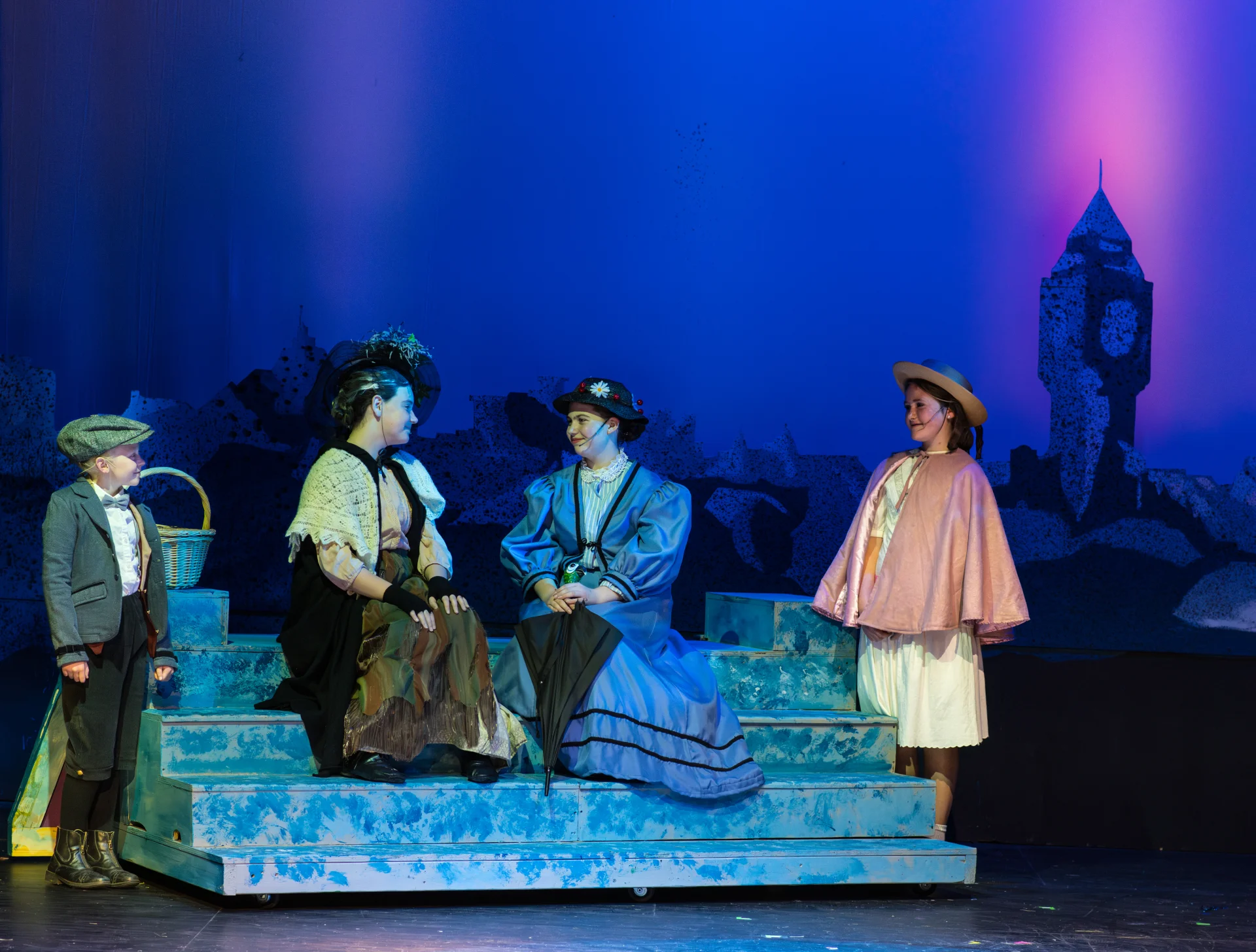 Poppins Pics (5 Of 20) 3.webp